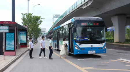 獲8張牌照！中車“智駕”，引領(lǐng)自動駕駛“新浪潮”(圖1)